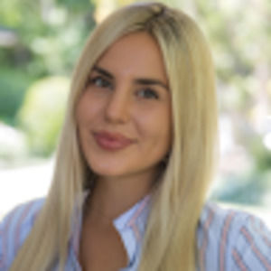 Meet your Posher, Christiana